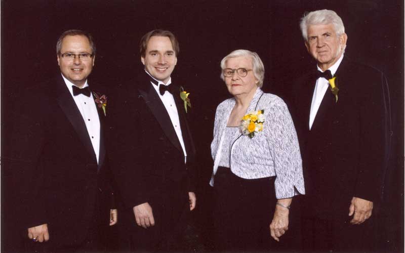 Jean, Linus Torvalds, Bob Metcalfe and John C. Holler | Jean received the CHM Fellow award "For contributions as one of the first programmers of the groundbreaking ENIAC computing system in 1945, and for further assistance in converting the ENIAC system into one of the first stored-program computers." Left: John C. Holler. Center Left: Linus Torvalds. Center Right: Jean Jennings Bartik. Right: Bob Metcalfe.  (Courtesy of Dr. Jon Rickman, Vice President of Information Technology, Northwest Missouri State University.) 