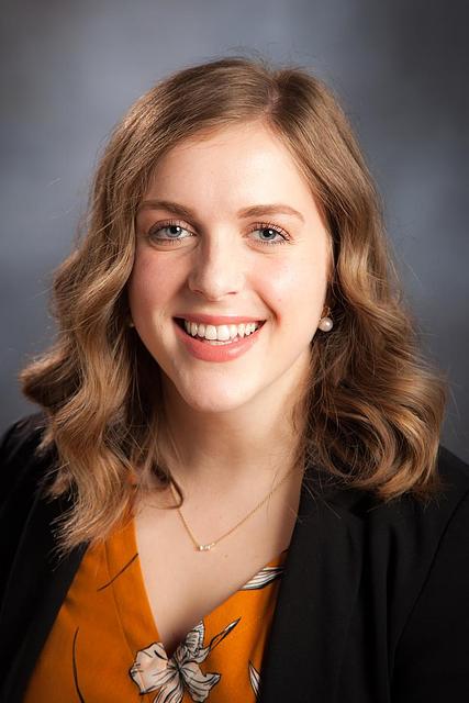 Elizabeth Geier Cline '19 