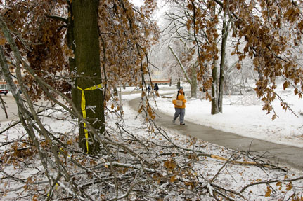 2007 Ice Storm at Northwest 7