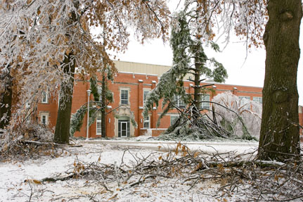 2007 Ice Storm at Northwest 10