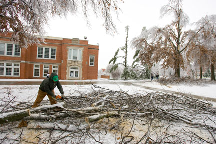 2007 Ice Storm at Northwest 11