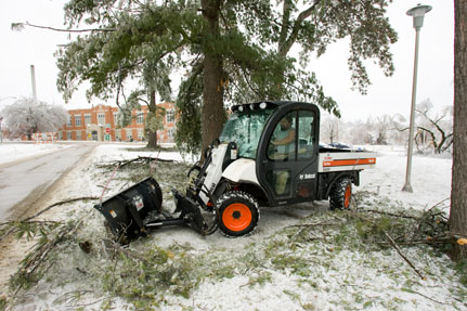 2007 Ice Storm at Northwest 18