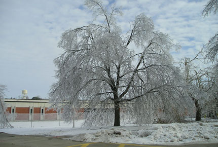 2007 Ice Storm at Northwest 21