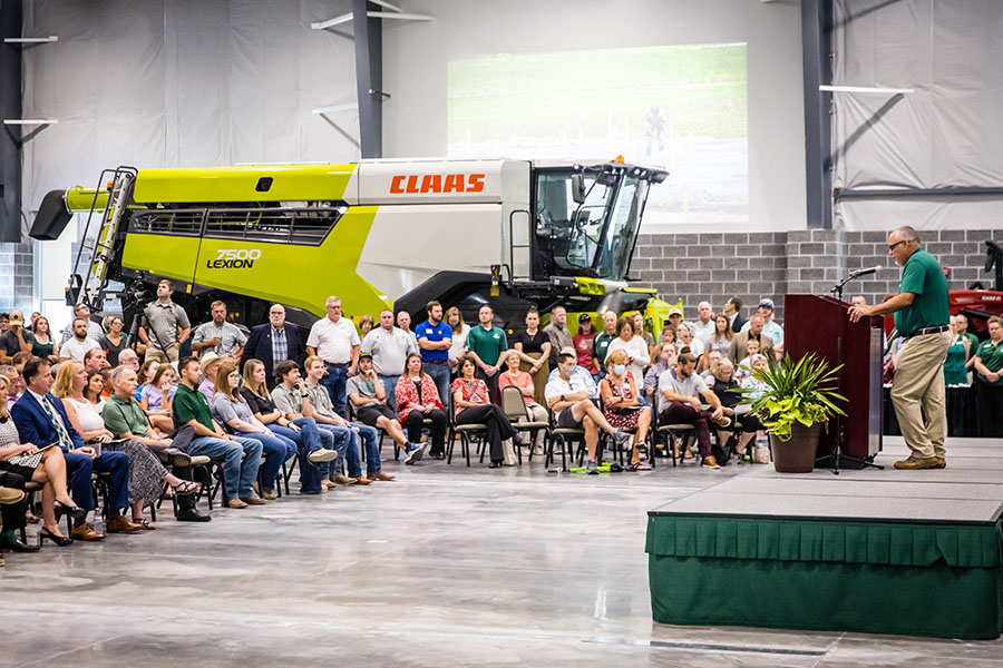 Dr. Rod Barr, the director of the School of Agricultural Sciences, addresses attendees of the Agricultural Learning Center's opening ceremony.