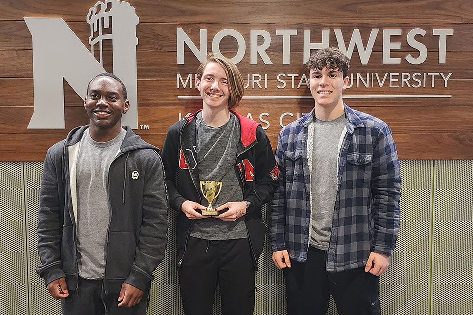 High school students compete in ‘Most Awesome’ programming contest