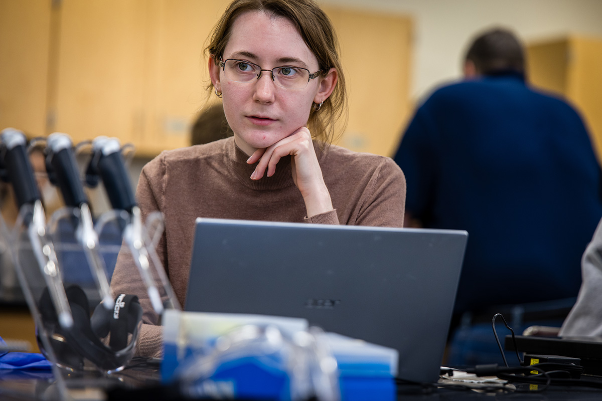 Kiersten Buck in a molecular biology lab this spring. (Photo by Todd Weddle/Northwest Missouri State University)