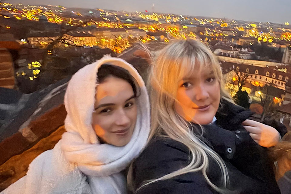 Friends study abroad to enhance educational knowledge, cultural perspectives