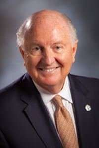 Gary Hultquist '64