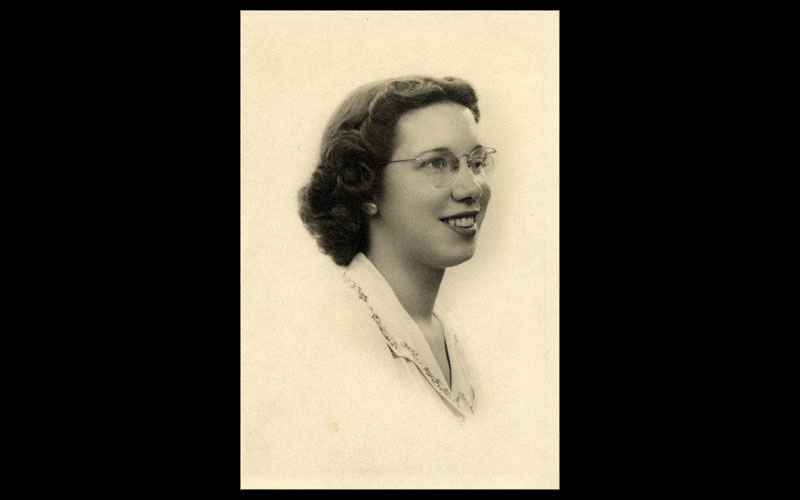 Betty Snyder Holberton | Jean's friend and fellow ENIAC programmer Francis Elizabeth "Betty" Snyder Holberton, March 17, 1917-Dec. 8, 2001. Picture gifted to Jean Jennings Bartik by Betty Synder Holberton with verbal permission to use for Jean's personal/professional endeavors. Jean gifted the image to the Jean Jennings Bartik Computing Museum in 2002. According to Jean, the portrait of Betty was taken between 1939 and 1944 by a photographer (deceased) for a photography studio that was no longer operational.  According to Betty's daughter, Priscilla Holberton, the photograph was taken at Loeb Studios (out-of-business) in 1944.  Other images from this photo shoot are held in a private family collection of photographs by Priscilla Holberton. (Image courtesy of the Bartik Computing Museum with a special acknowledgement and thank you to Priscilla Holberton for her support of the Bartik Museum).