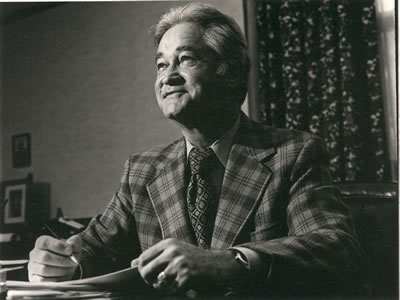 Dr. Foster passed away surrounded by family and friends on March 10, 2008 leaving behind a legacy of excellence and service to Northwest.  Dr. Foster married Virginia Mutz Foster in 1948 and they had two sons.  The Robert P. Foster Aquatic Center was named in his honor in 1981.