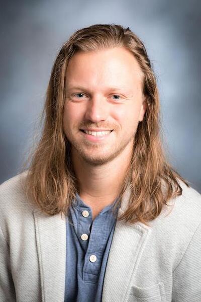 Dr. Braxton Linder