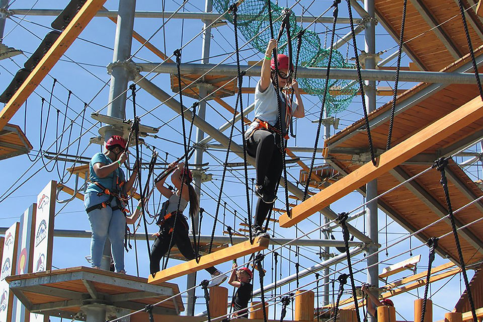 Recreation students navigated a three-tiered challenge course during a two-week tour of recreational sites in Colorado. (Photo courtesy of Sue Myllykangas/Northwest Missouri State University School of Health Science and Wellness)