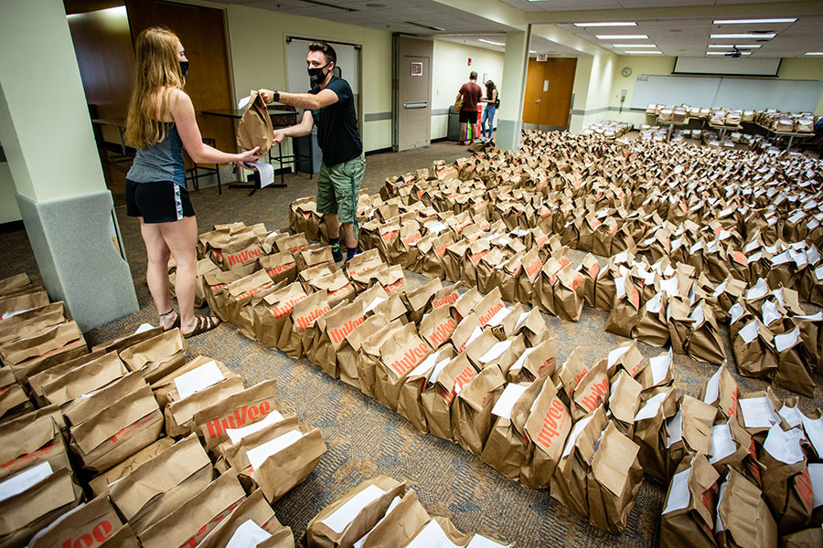 Above, students received their Northwest textbooks for the fall semester last August. As summer courses come to an end, the University is providing hours and options for students to return their textbooks. (Photo by Todd Weddle/Northwest Missouri State University) 