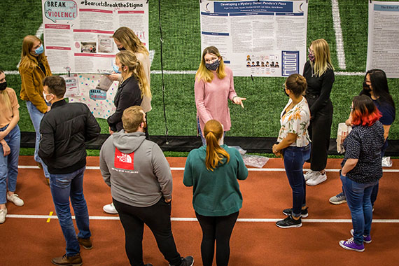 Career Services offers PBL Palooza each semester to all students. The event draws employers, community members, faculty and staff, as well as other students. Attendees received tokens to vote for their favorite posters, and winners receive prizes.