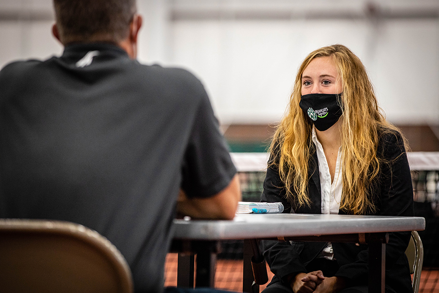 Speed Networking and Mock Interview activities help students gain interviewing experience and feedback on their résumés during meetings with real employers.