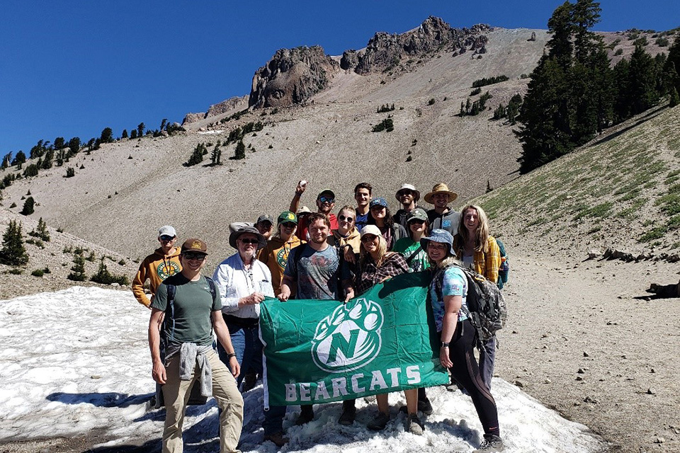 Students, faculty explore national parks to enhance understanding of geology