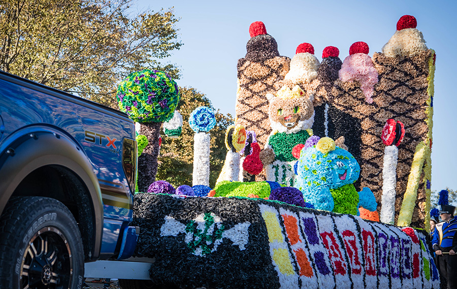 Alpha Sigma Alpha took third place for its float with Sigma Phi Epsilon and was named the Overall Homecoming Supremacy Winner (Photo by Abigayle Rush/Northwest Missouri State University) 