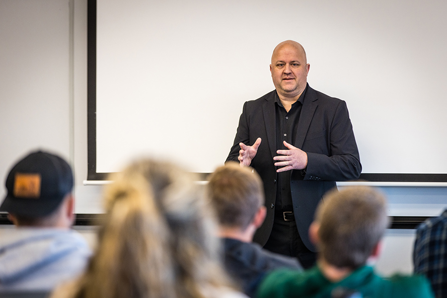 DocuLock owner Paul Janicek visited students Wednesday in Northwest's strategy and decision-making course to discuss with them an opportunity to take ownership of a DocuLock franchise. (Photo by Lauren Adams/Northwest Missouri State University) 