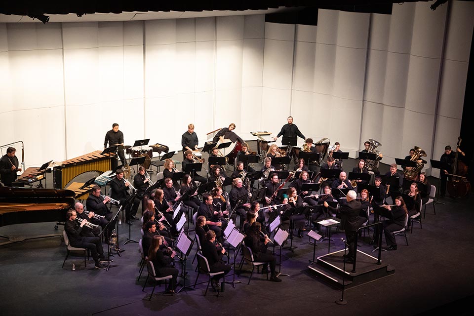 Wind Symphony to perform with Kearney High School band