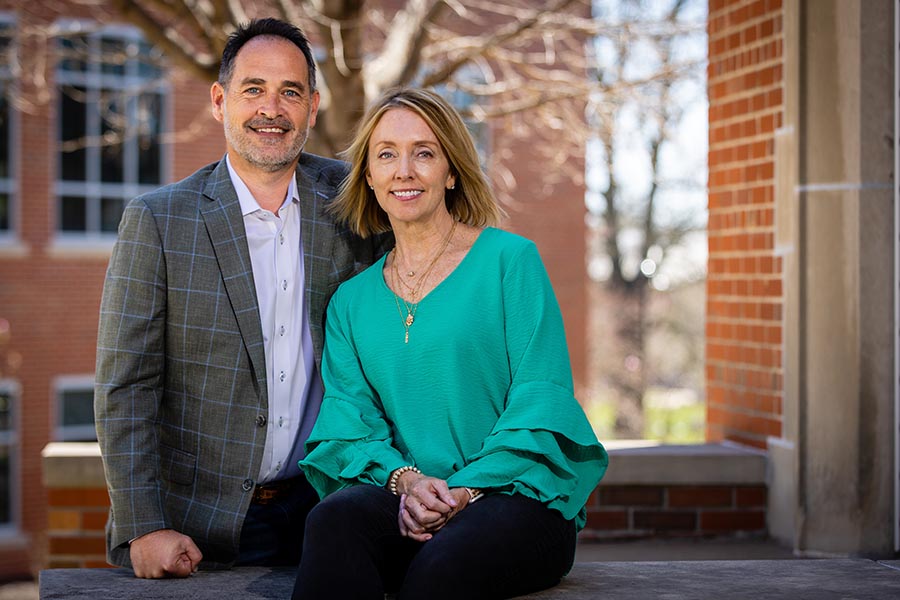 Seann and Christi O’Riley (Photo by Todd Weddle/Northwest Missouri State University)