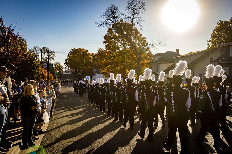 Northwest announces Homecoming parade road, lot closures