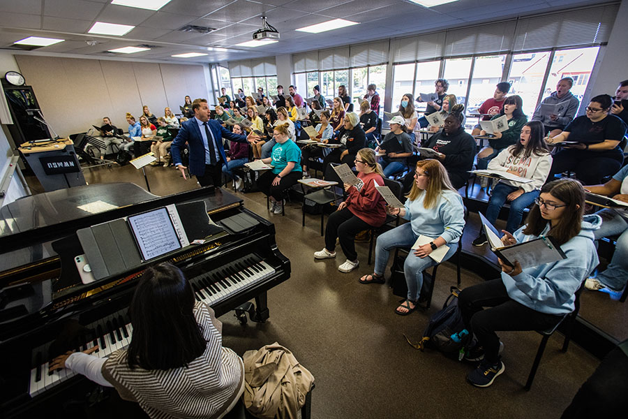 The University Chorale rehearses in the Olive DeLuce Fine Arts Building. (Photo by Lauren Adams/Northwest Missouri State University)