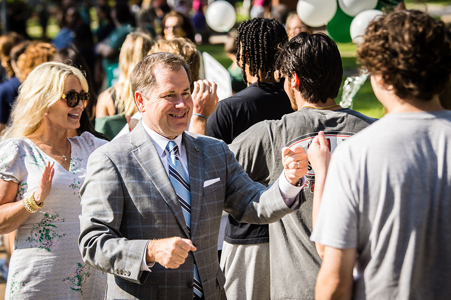 The Tatums greeted first-year students in August during the annual March to the Tower, which commemorates the students’ passage into the Bearcat family. (Photo by Lauren Adams/Northwest Missouri State University)