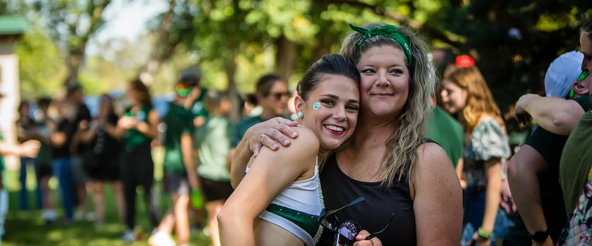 Welcome to the Bearcat Family