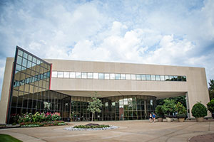 Owens-Library-fall2022-ar0334.jpg