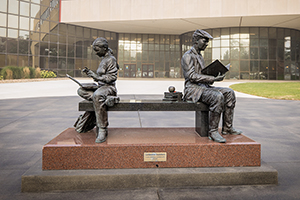 centennial-sculpture-fall2017-ch-021.jpg