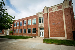 everett-w.-brown-education-hall-spring2022-br005.jpg