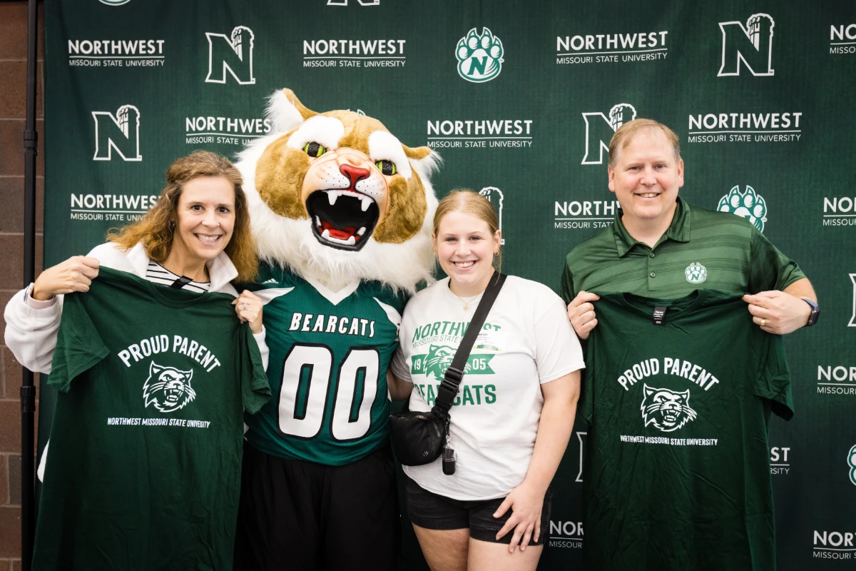Take a picture with your family and Bobby Bearcat. Show off the new swag!